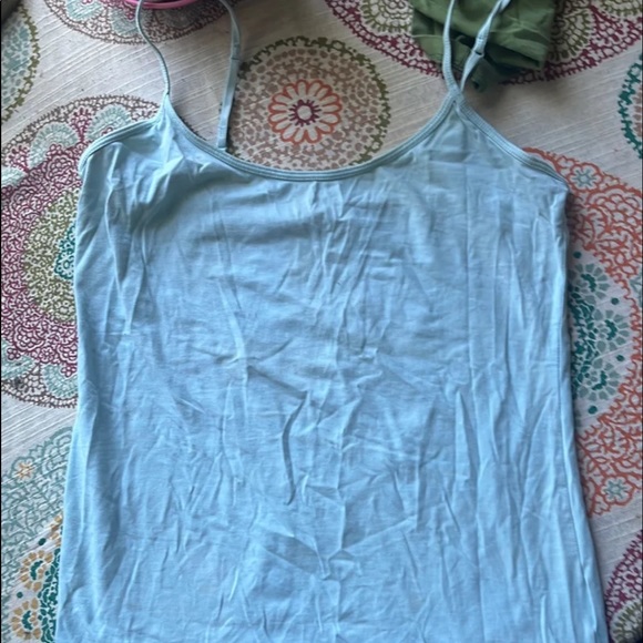 8 pcs Camisole Bundle - Picture 8 of 9